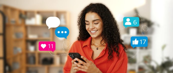 How SMS marketing complements social